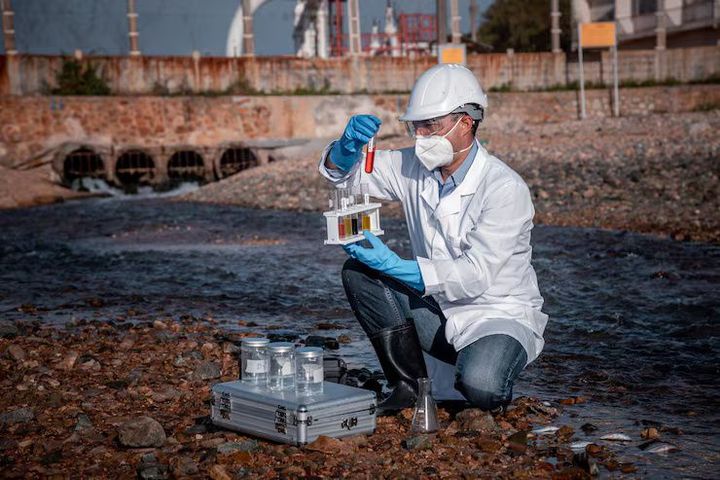 Filtration Explanation for Efficient Sludge Separation and Processing